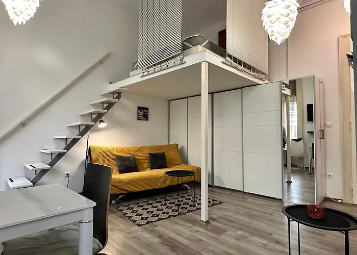 Doubledoor Apartament *